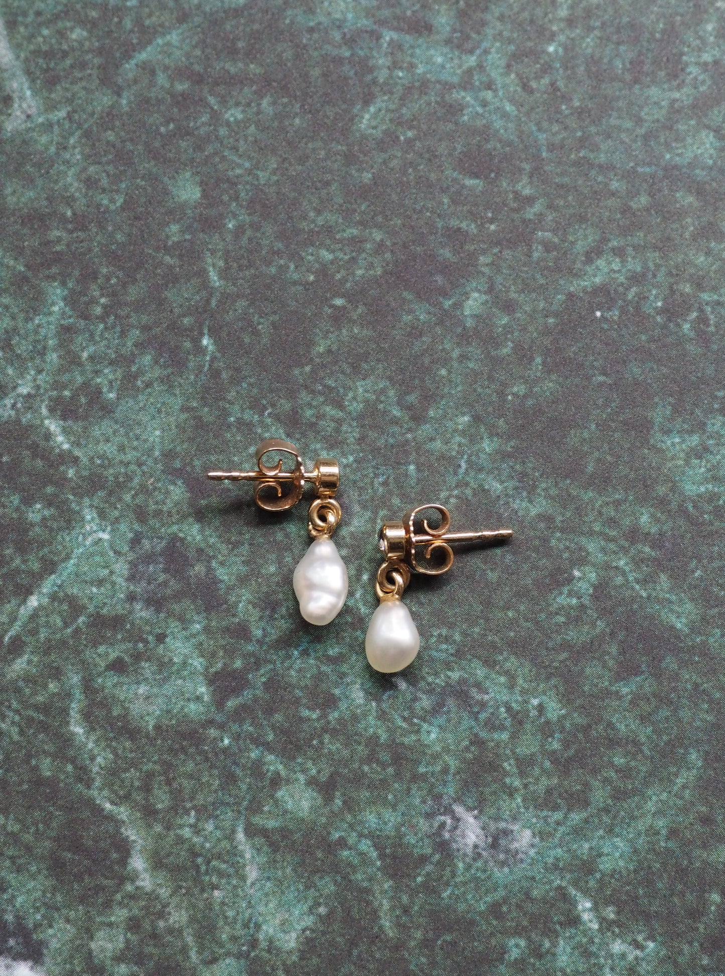 Pearl Drops Ohrstecker
